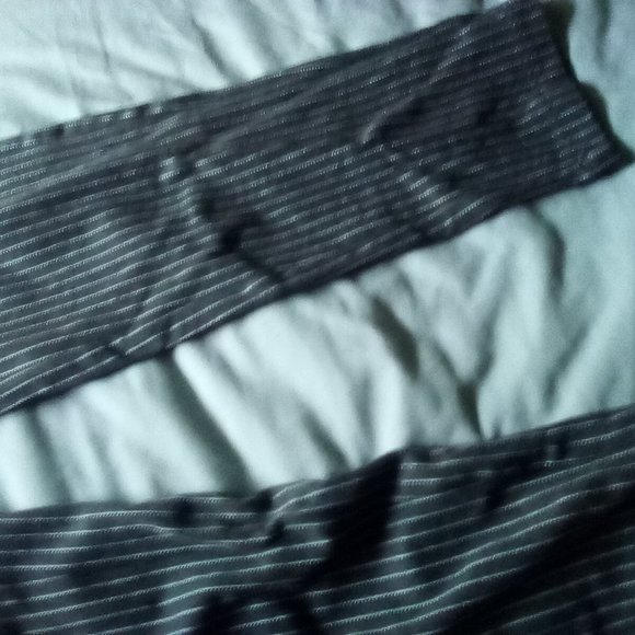 Pinstripe Soho leggingsl nwot - Picture 3 of 6